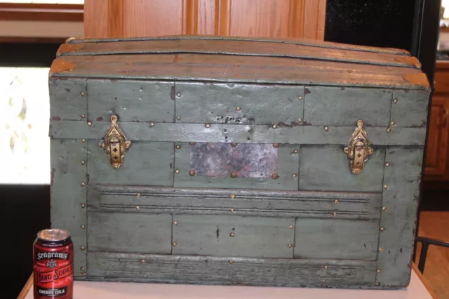 Vtg Antique Old Trunk Travel Steamer Train Ship Storage Treasure Chest Dome Top