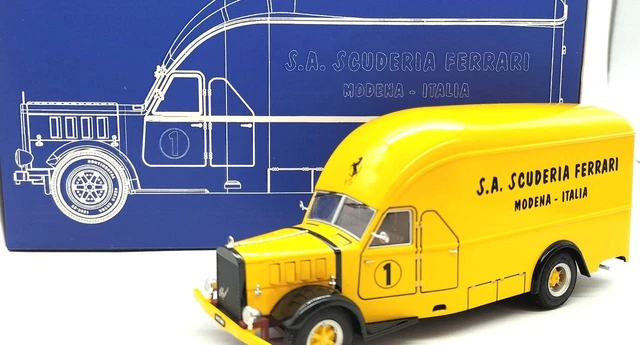 exoto Alfa Romeo 500 Racing Car Transporter 'S.A. Scuderia Ferrari - Modena Italia' Vanderbilt Cup 1936 (1/43 scale model