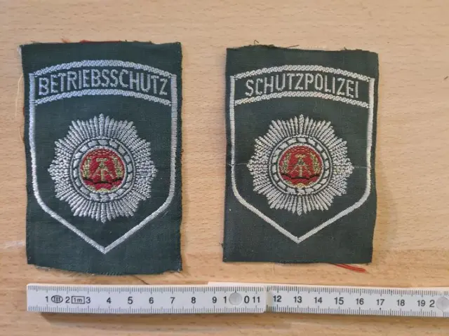 2x DDR Ärmelabzeichen Aufnäher -VoPo- Schutzpolizei und Betriebsschutz