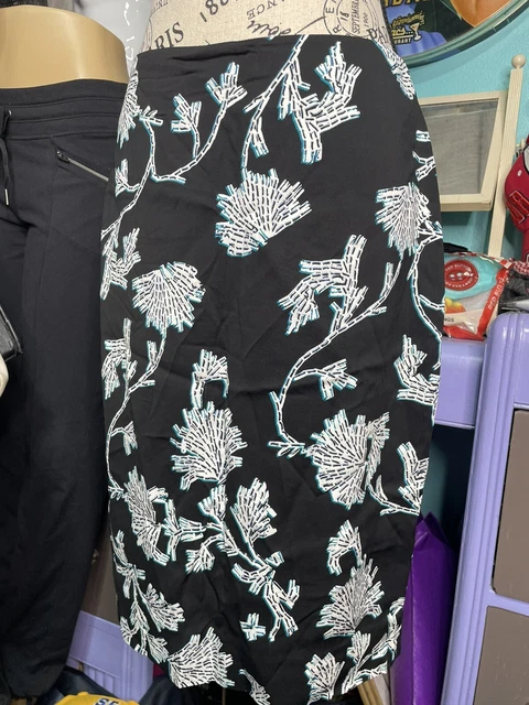 Diane Von Furstenberg Skirt Women's Size 6