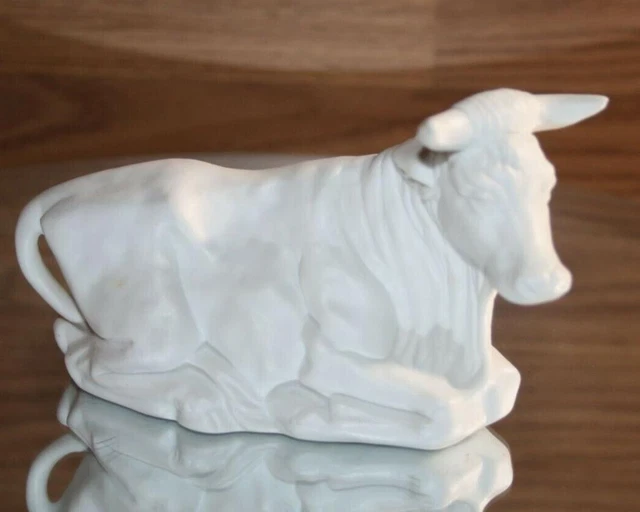 BISQUE COW 5621 HOMCO Figurine HOME Decor Detailed EUC