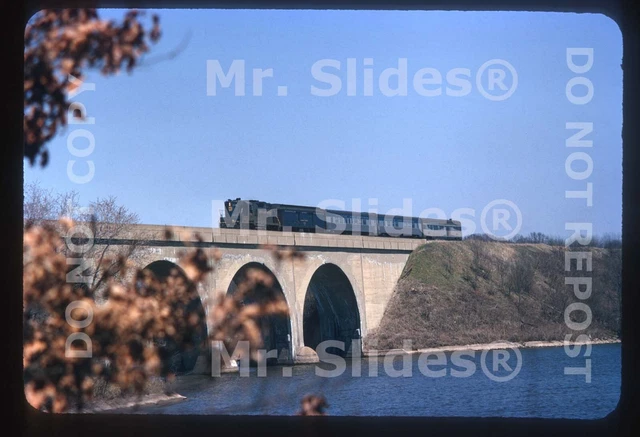 Original Slide N&W Norfolk & Western Blue/Gold GP9 508 W/Psgr Action In 1971