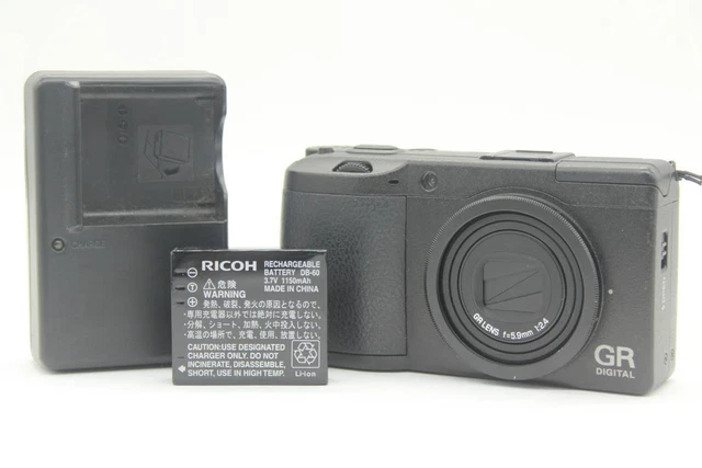 Returns Ricoh Gr Digital Ii Black 5.9Mm F2.4 Battery With Charger Compact Camera