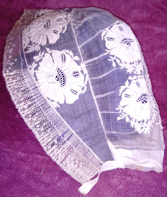 Barbe De Coiffe XIXe En Linon Brodé - Époque Belle Époque - 140x12 Cm - France