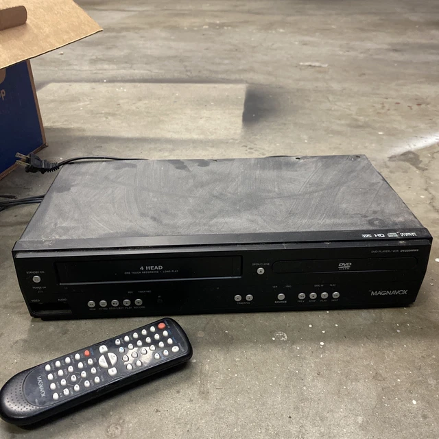 MAGNAVOX DVD VHS Combo Player DV220MW9 VCR Recorder w/ Remote TESTED