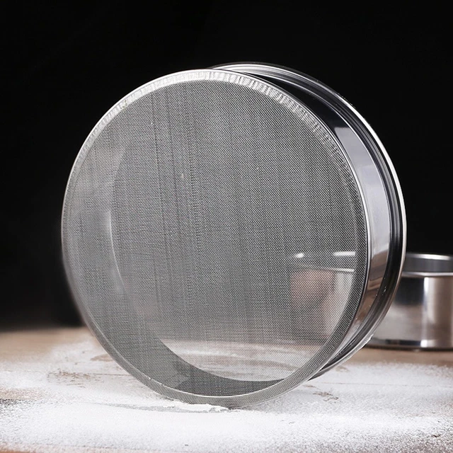 Colador de acero inoxidable con filtro de malla fina para una consistencia perfecta de la harina