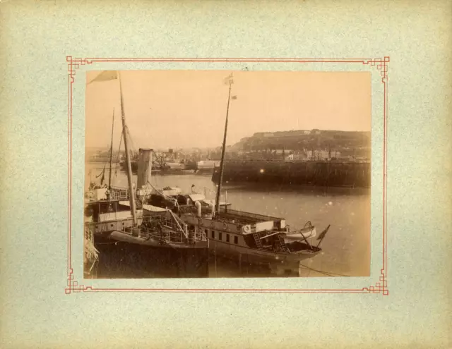 France, Bateaux  Vintage albumen print.  Tirage albuminé  13x18  Circa 188