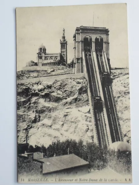 CPA - MARSEILLE - L'Ascenseur et Notre Dame de la Garde -