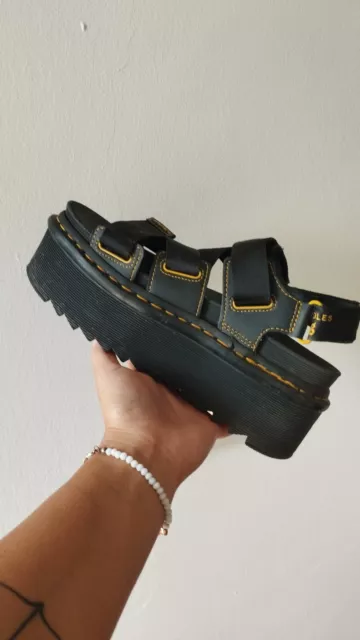 Dr martens taglia 37 deals