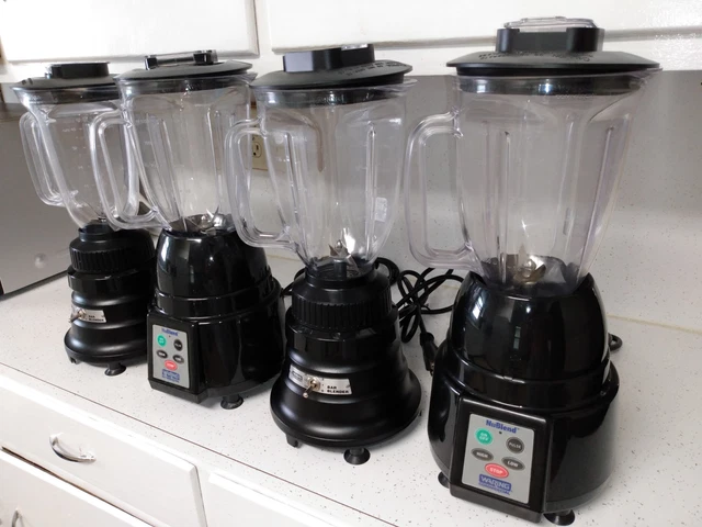 Waring BB155 Commercial Bar Blender 44 oz Clear NSF Container Two Speed Motor
