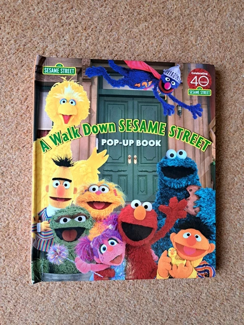 A WALK DOWN Sesame Street: Pop-Up Book, Sesame Workshop EUR 23,18 ...