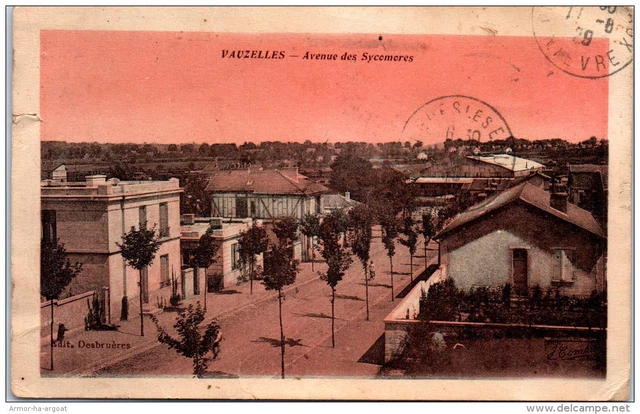 58 VAUZELLES - avenue des sycomores -
