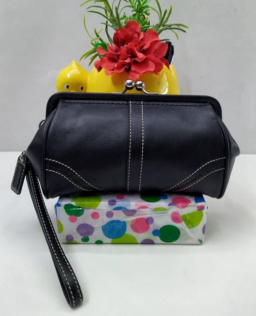 Coach Black Leather Kisslock Frame Wristlet - Coin Purse