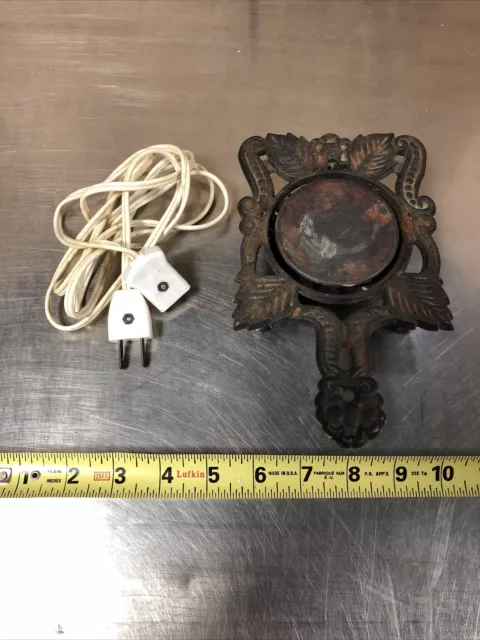 Vintage Black CAST IRON Floral Wreath Footed TRIVET Electric Trivet Paragon