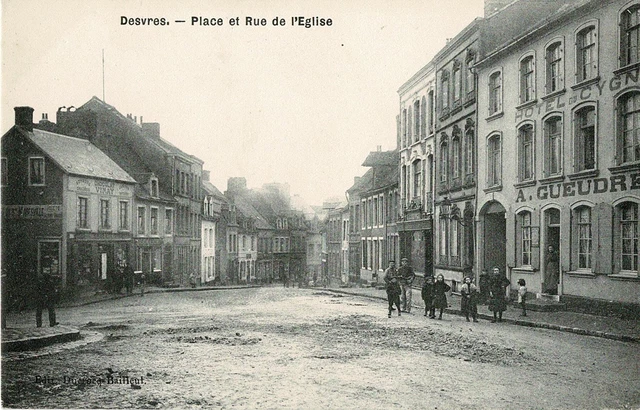 CPA -  Desvres - Place et rue de L'Eglise