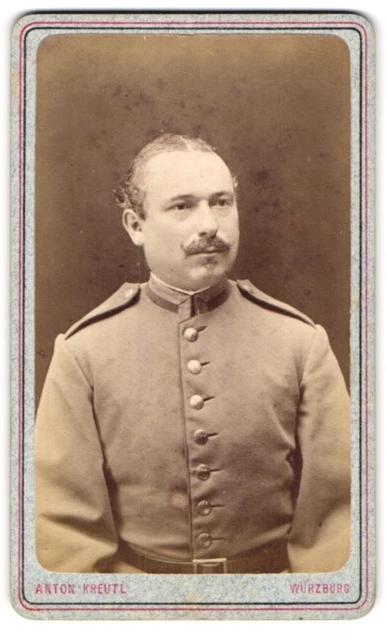Fotografie Anton Kreutl, Würzburg, Soldat in Uniform CDV /Kabinett-Foto