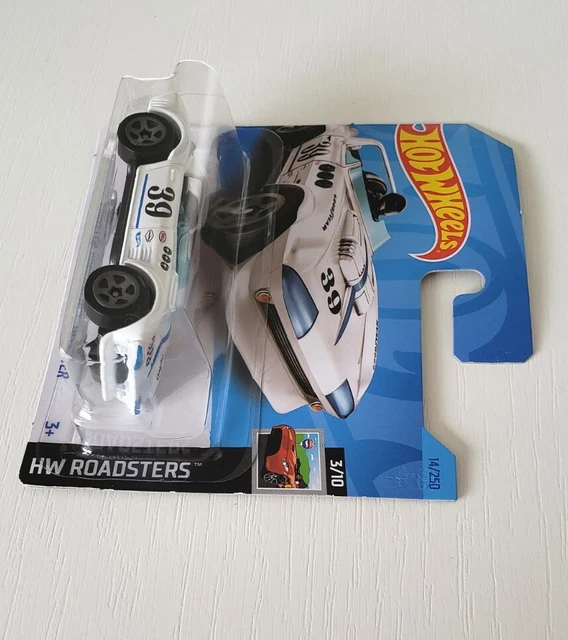 HOT WHEELS CORVETTE Grand Sport Roadster Diecast Toy Model Car 164 in