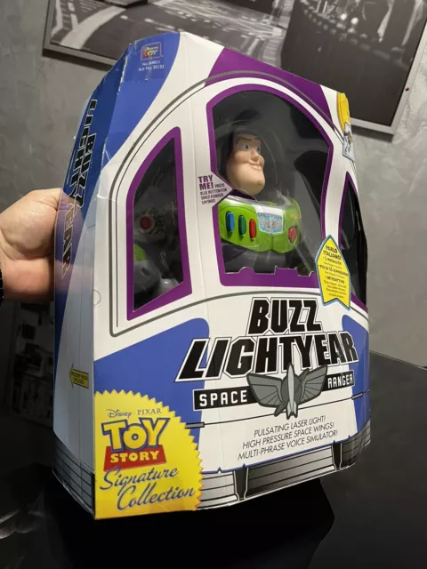 Buzz Lightyear  action figure, Toy Story Signature Collection ITALIANO