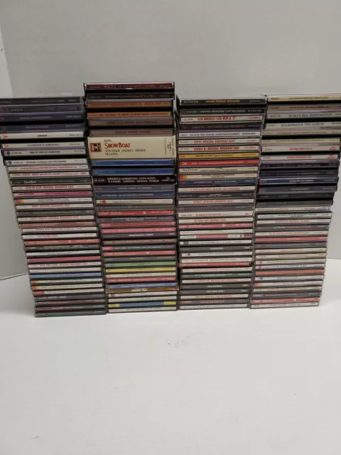 HUGE LOT OF 132 CAST RECORDINGS BROADWAY SONDHEIM RODGERS HAMMERSTEIN ++ CDs