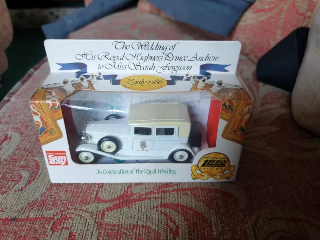 Lledo Wedding Of Prince Andrew & Miss Sarah Ferguson 1986 Vintage Car-Boxed New