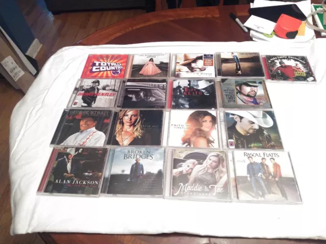 Country music cd lot Toby Keith, Brad Paisley, Tim McGraw And Others 17 Total