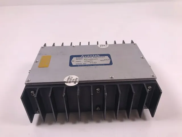 Avantek AV-4M001 Solid State Amplifier