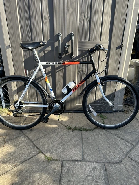 BICYCLE LIMITED EDITION V2 Bicycle Limited Edition Series 1&frasl;white and 2&frasl;blue Playing Cards