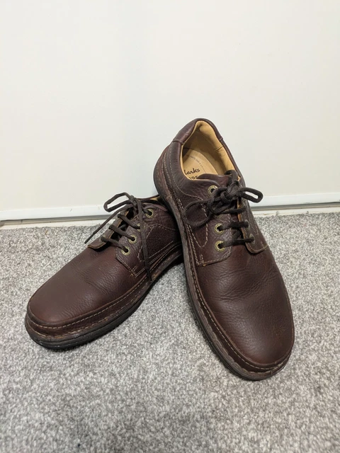 CLARKS MENS NATURE Three Mahogany Brown Leather Shoes Size UK