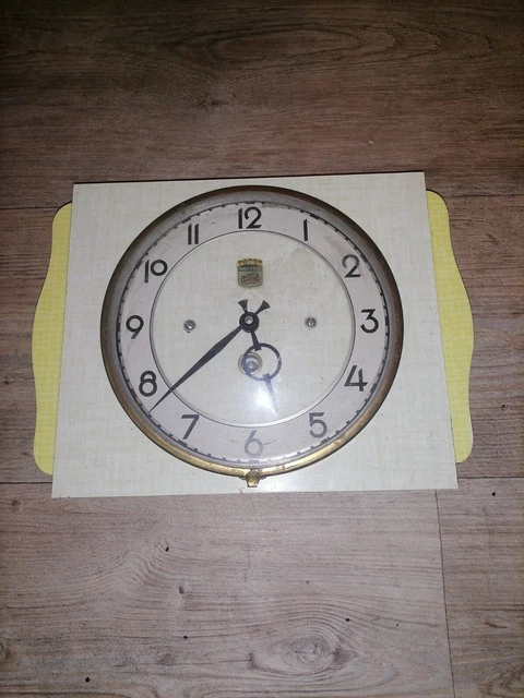 Vintage Horloge Pendule Murale M-C Formica