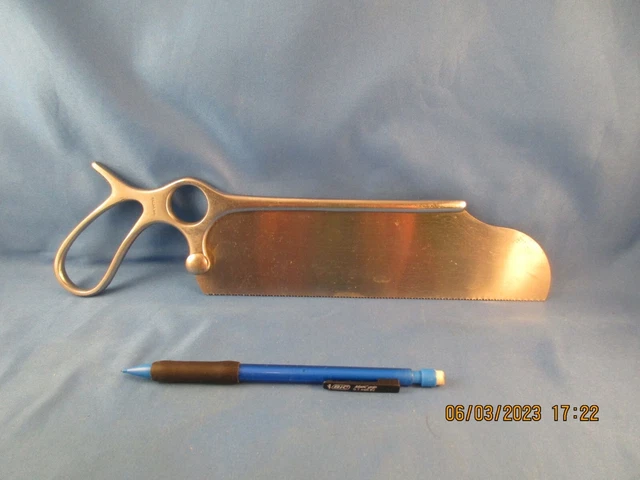 Sklar Bone Saw 11-1/2in, Blade 8in, Chrome Plated Handle used good condition