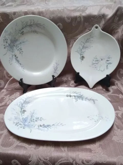 Pfaltzgraff WINTER FROST Polar Bear! Lot of 3. Oval, round, ornament Platters.EC