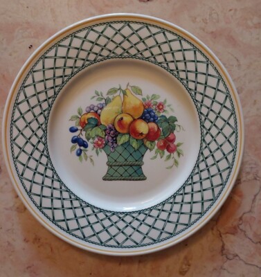 Ancienne Assiette V & B.M "FLEURS des CHAMPS" SAAR BASIN 1584 