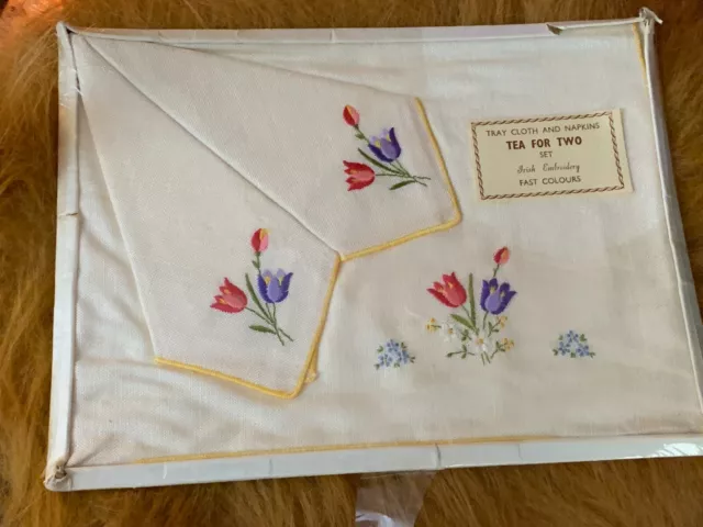 Vintage Irish linen ‘Tea for Two’  embroidered Traycloth & Napkins set. Boxed.