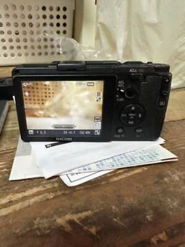 Ricoh GR II Compact Digital Camera 16.2MP used working ship 1day 2