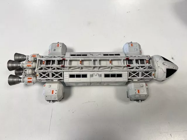 SPACE 1999 : 12" Eagle Transporter Diecast Metal Carlton Product Enterprise 2003