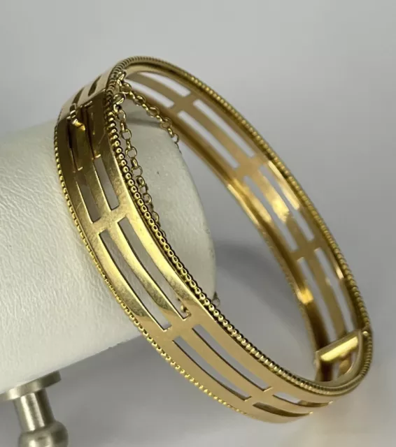 Bracelet Jonc Ovale en Or Jaune 18K  / Décor ajouré / Réf MP2517