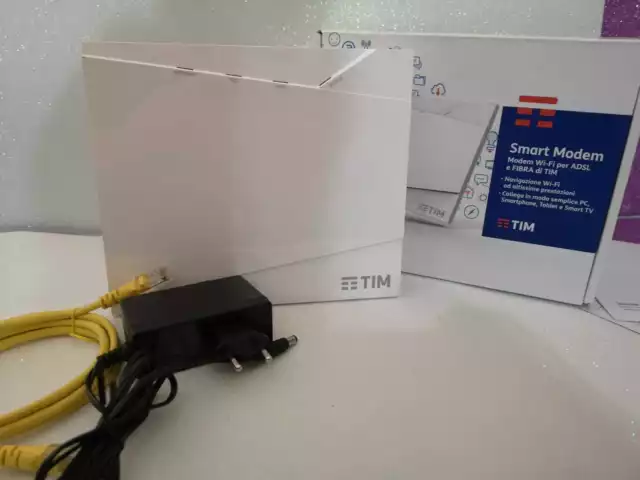 Smart Modem Router TIM Wi-Fi per FIBRA SERCOM AG COMBO