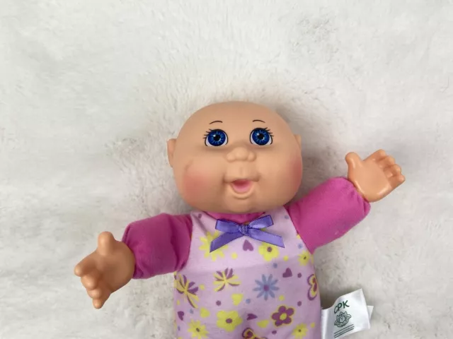 CABBAGE PATCH KIDS BABY DOLL PINK JUMPER BLUE EYES BALD PLUSH BODY Plastic Head