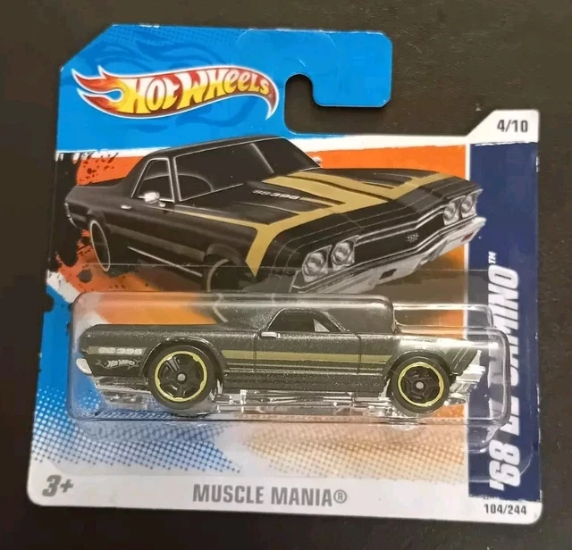 Hot Wheels 2011 Muscle Mania '70 Chevelle SS - 1:64 Scale Die-Cast Car (Orange, 102/244) - View #2