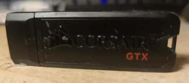 Corsair flash sales voyager gtx 256gb