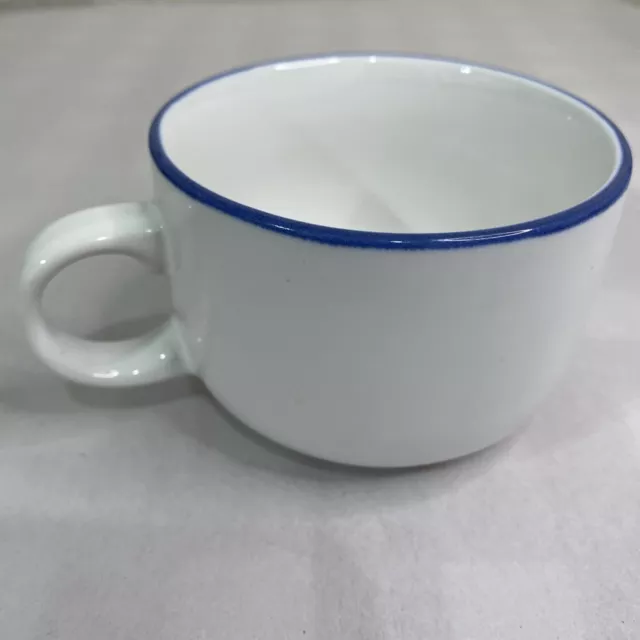 Signature Stoneware Japan White Coffee Cup with Blue Rim Tea Mug 10.5 oz