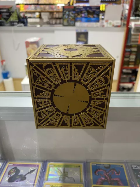 HELLRAISER Neca Reel Toys 2003 PUZZLE BOX cube 100% COMPLETE build a figure! HELLRAISER Neca Reel Toys 2003 PUZZLE BOX cube 100% COMPLETE build a figure!