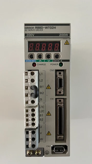 OMRON R88D-WT02H AC Servo Driver Yaskawa 200V EUR 600,00 - PicClick IT