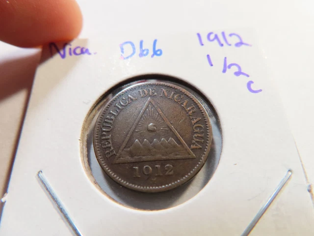 D66 Nicaragua 1912 1/2 Centavo