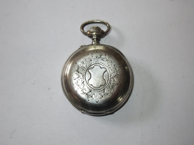 Montre à Gousset En Argent Ciselé - à Restaurer Ou Pour Pièces, Belle Vintage