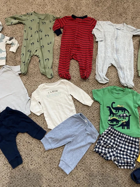 Bundle of 19 Carters baby boy size 3 months 3