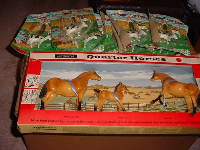 (1) #672  QUARTER HORSES (8) 1950's HARTLAND SUNNY ACRE FARMS # 708 sealed n pkg