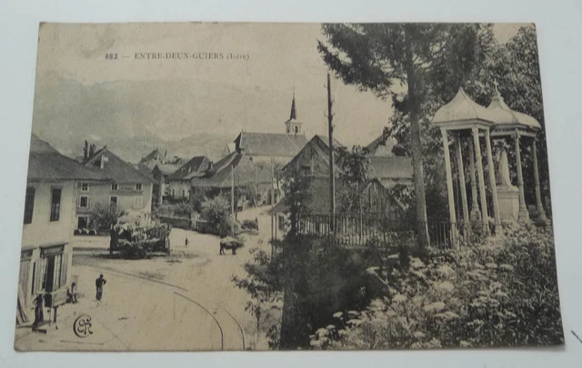 CPA 45  ( isère )  ENTRE-DEUX-GUIERS 882