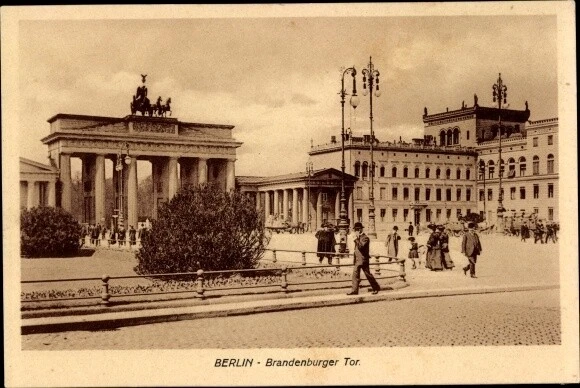 Ak Berlin Mitte, Brandenburger Tor - 3358227