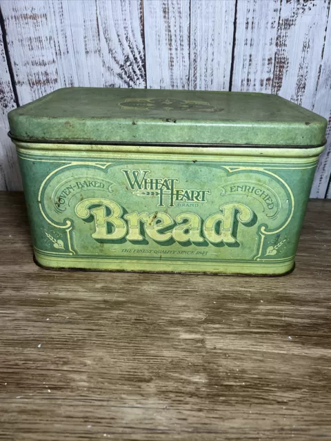 Vintage 1977 Wheat Heart R & D Co. Green Metal Tin Bread Box Large 14X10X8